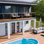 Kalda Villa *