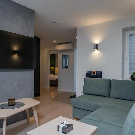 Kalda Βίλα Kitsekuela